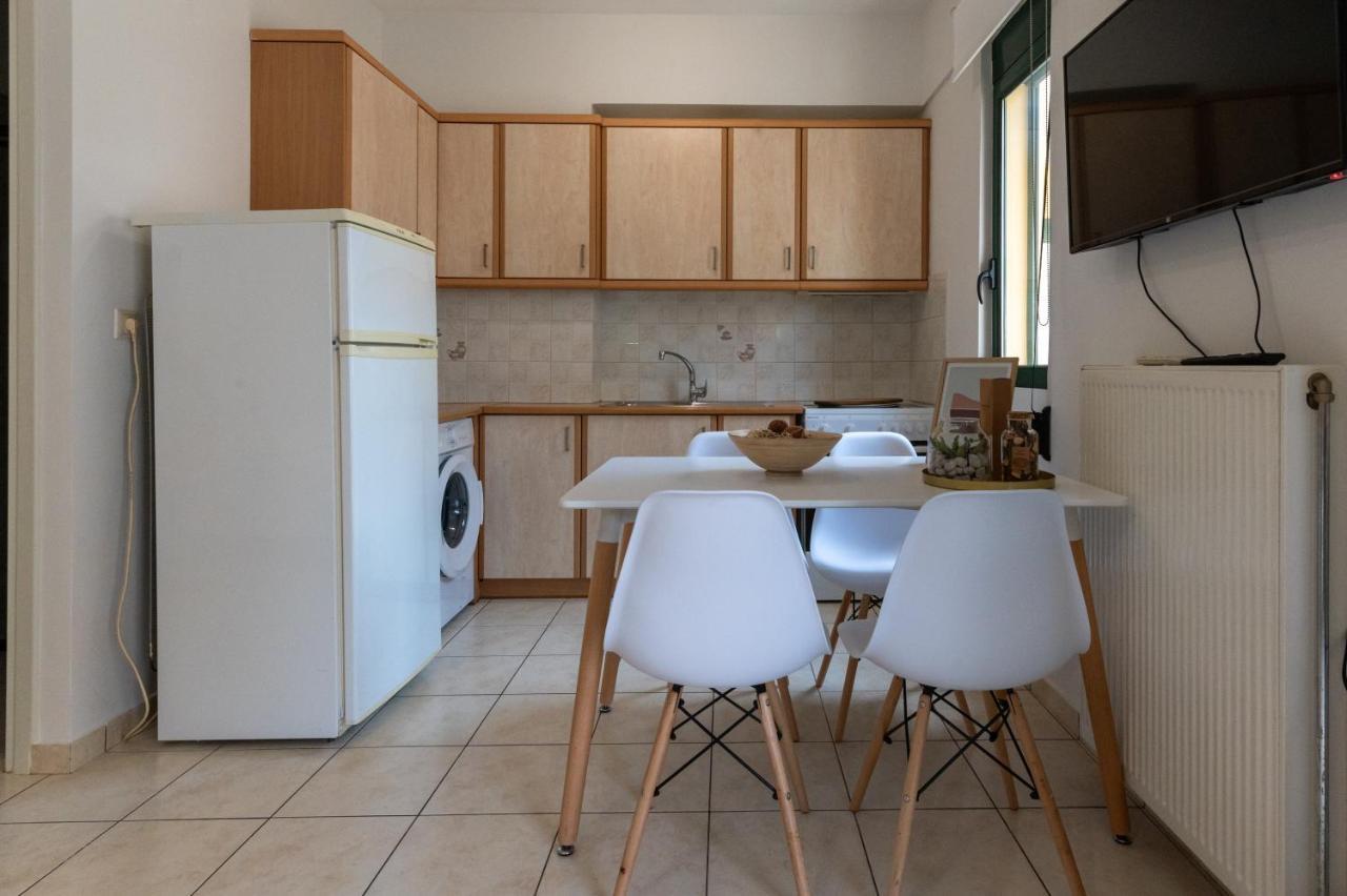 Casa Isabella Apartment Kalamata Bagian luar foto
