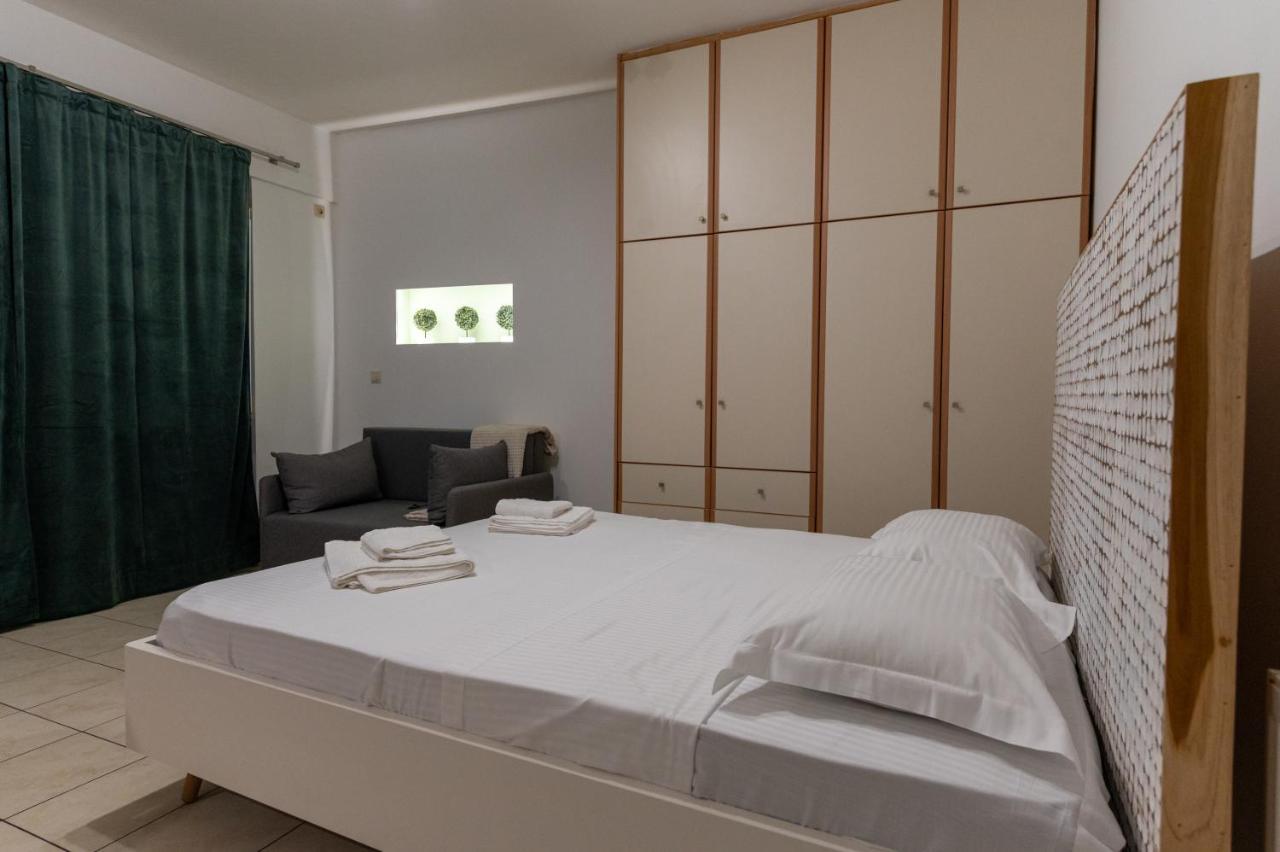 Casa Isabella Apartment Kalamata Bagian luar foto