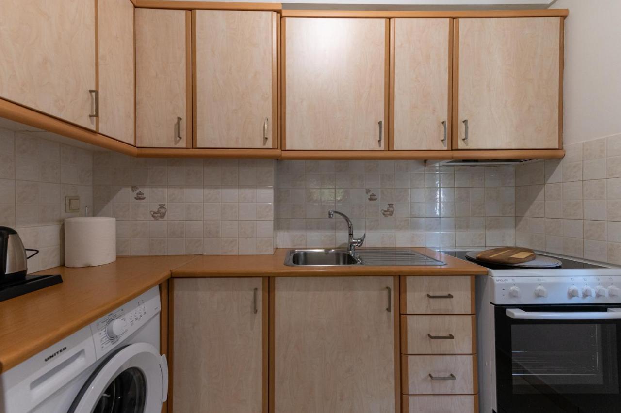 Casa Isabella Apartment Kalamata Bagian luar foto