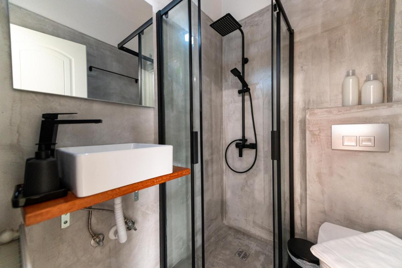 Casa Isabella Apartment Kalamata Bagian luar foto