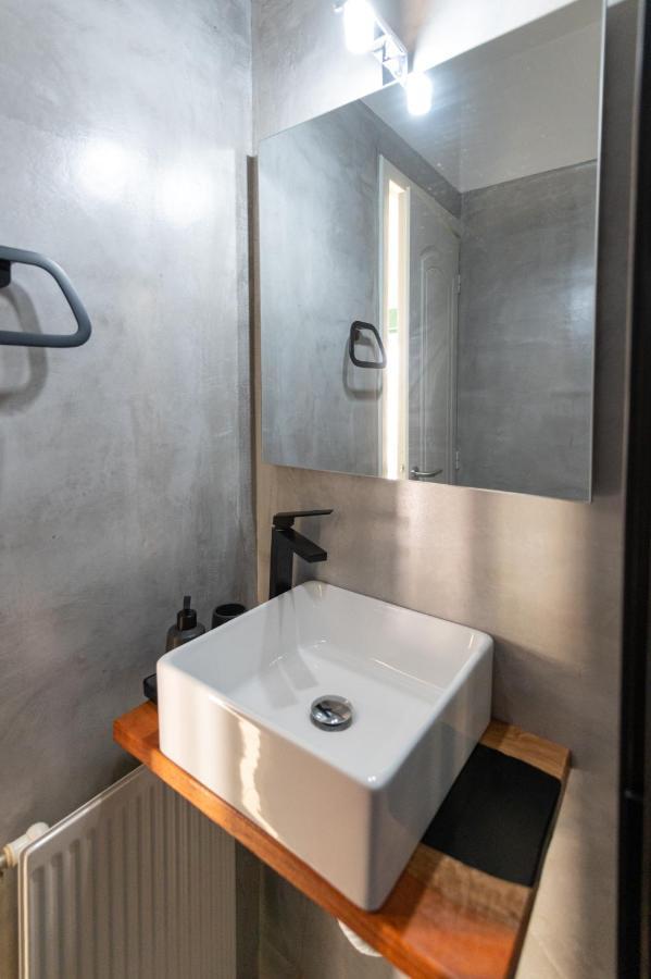Casa Isabella Apartment Kalamata Bagian luar foto