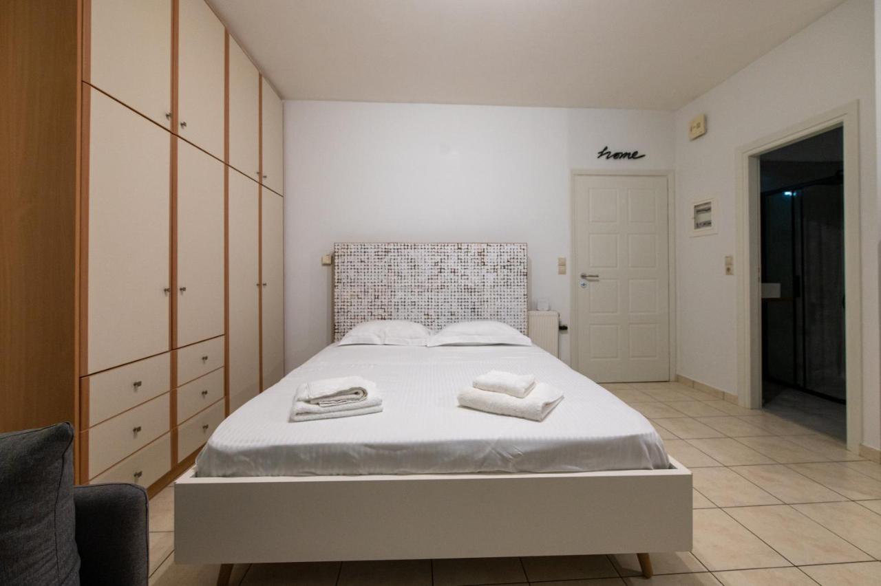 Casa Isabella Apartment Kalamata Bagian luar foto